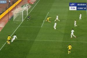 开云体育在线-再度扳平！阿齐兹再送助攻内尔松卢斯抢点破门，西海岸2-2津门虎