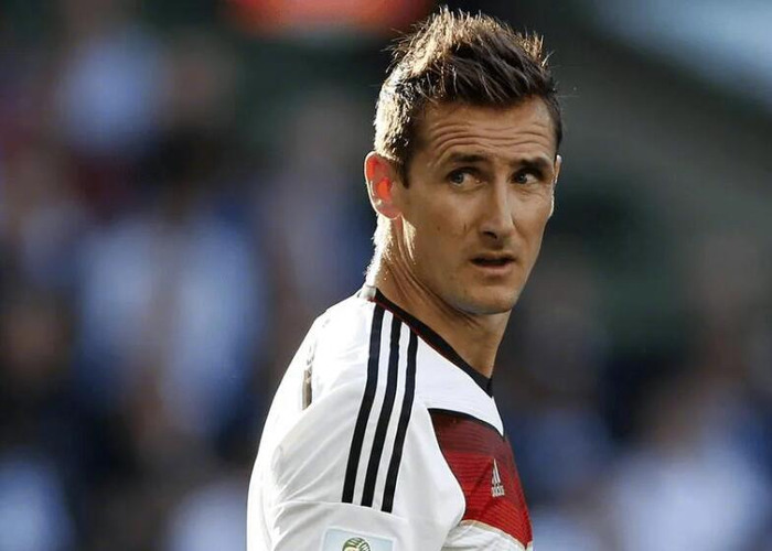 开云体育在线-克洛泽预言世界杯进球纪录将被梅西或姆巴佩打破|莱昂内尔·梅西|基利安·姆巴佩|米罗斯拉夫·克洛泽|最佳射手|米罗斯_新浪体育_新浪新闻